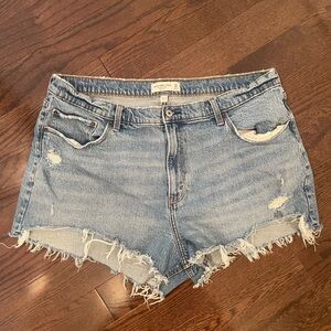 A&F Mom Denim Shorts - High Rise - Size 34/18